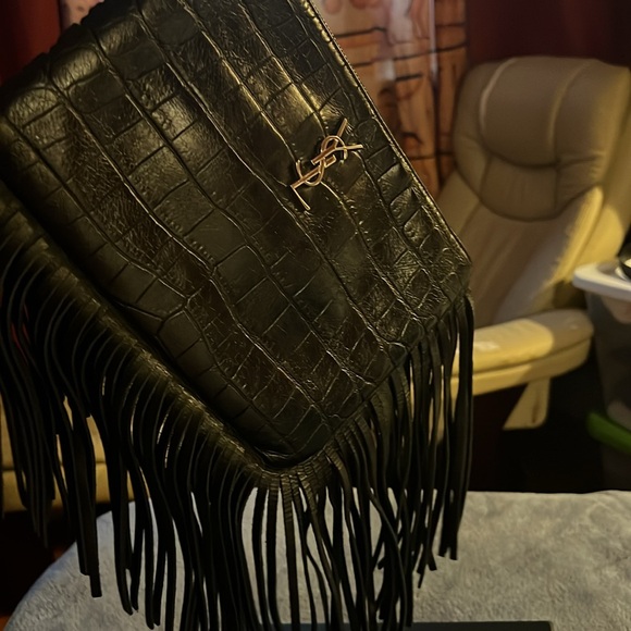 YSL NEW CLUTCH OR WRISTLET ABSOLUTELY BEAUTIFUL NEVER USED - Picture 3 of 12